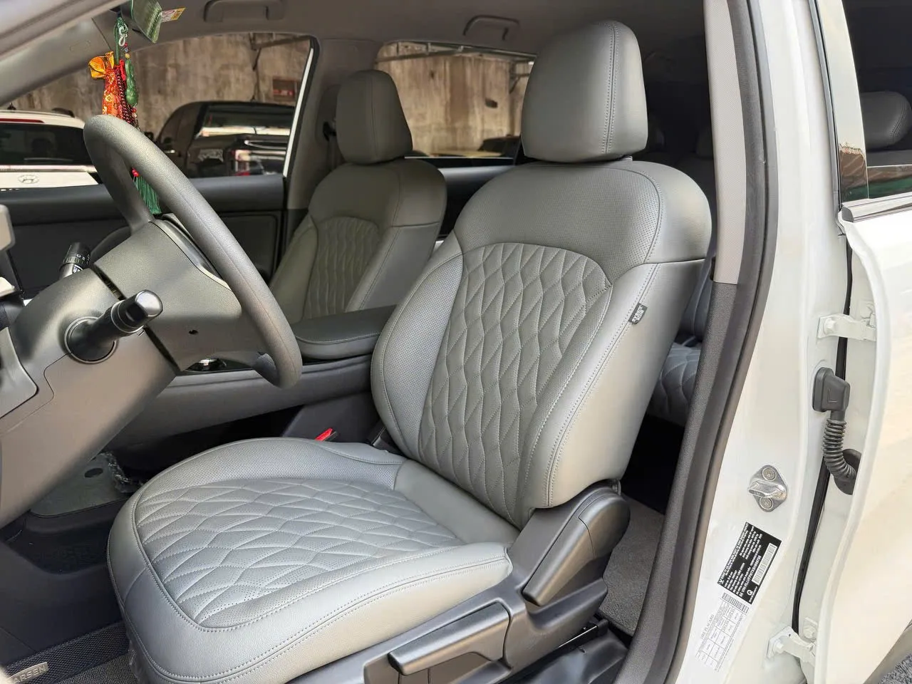 Nội thất VinFast Limo Green