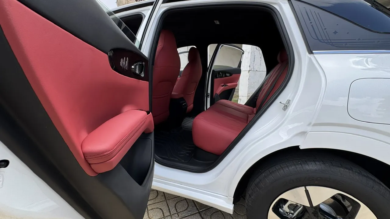 Nội thất Geely EX2
